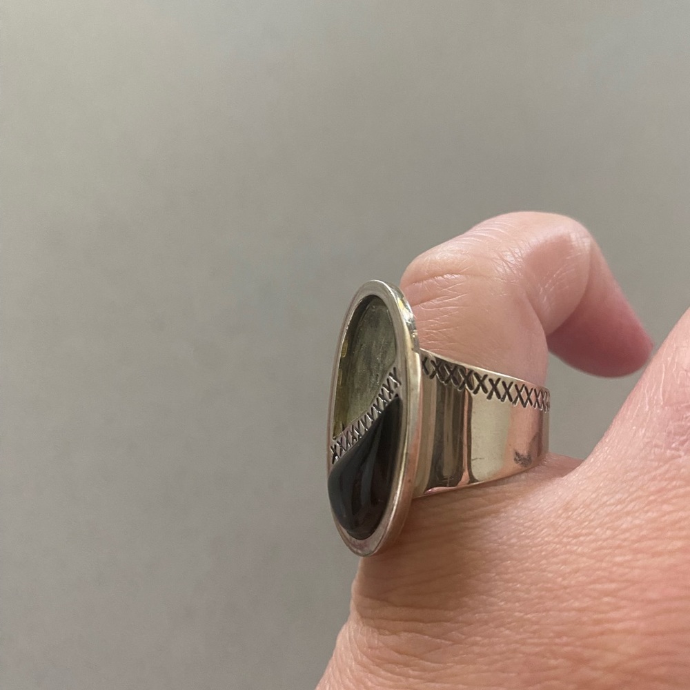 Silver Onyx Ring Missing Stone - image 7